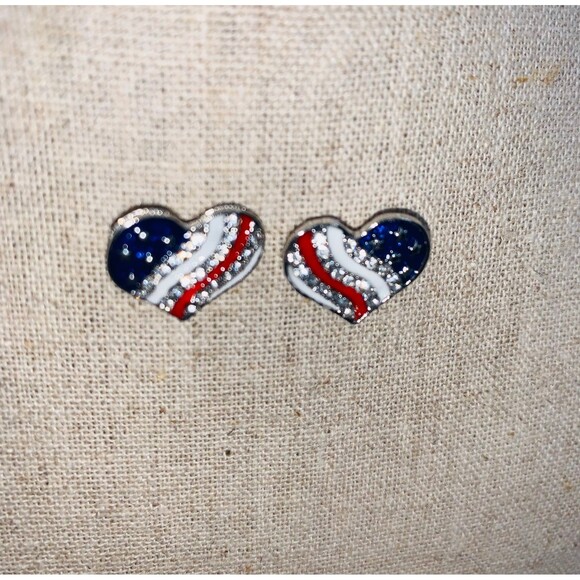 Rhinestone Stars and Stripes Heart Shaped earrings - Picture 4 of 5